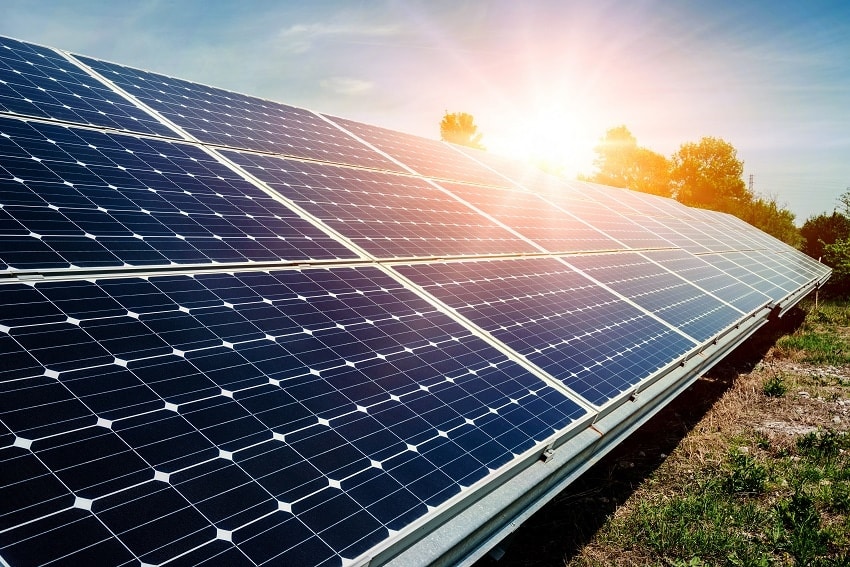 Comment stocker et produire de l’énergie avec des panneaux solaires ?